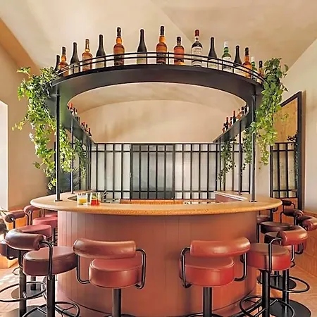 Locke De Santa Joana Otel