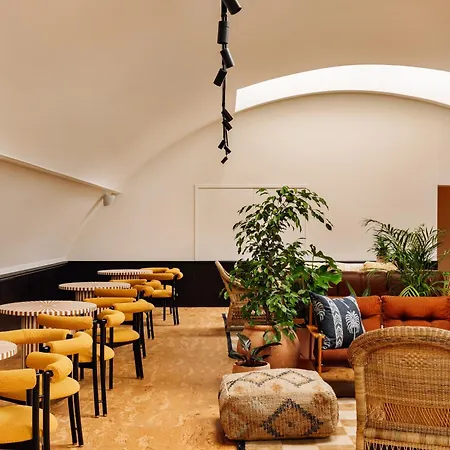 Locke De Santa Joana מלון ליסבון