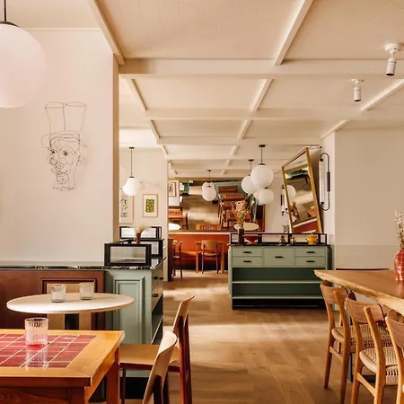 Locke De Santa Joana מלון